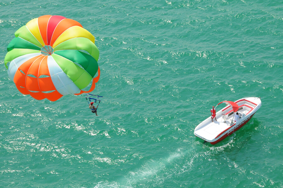 Parasailing 28 view 3